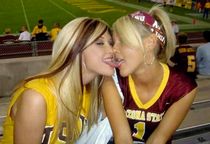 Two babes Wendy Moon and