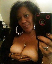 Hot lady Kita Zen giving a